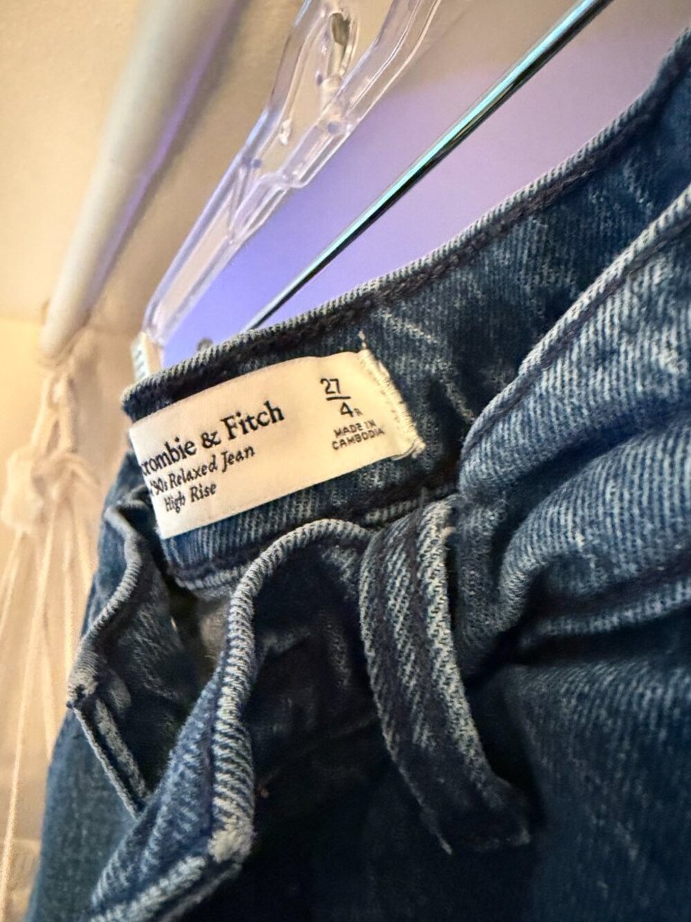 A&F - 90s Relaxed Jean High Rise - Picture 9 of 11